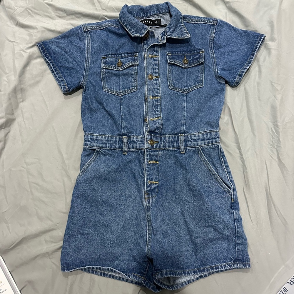 Lioness denim romper. With tags on, never worn.